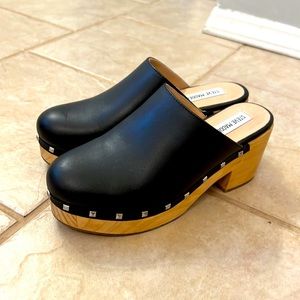 EUC Black Steve Madden Brooklyn heeled clog, size 8